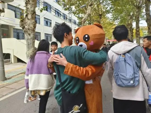 查看图片